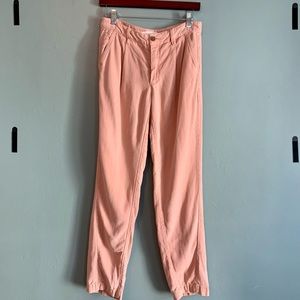 ❤️ Super comfortable Anthropologie chino pant